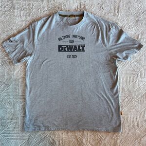 DEWALT Brand Carrier Men's Short Sleeve T-Shirt in heather grey
